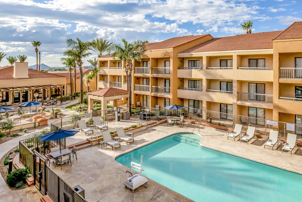 Courtyard by Marriott Tucson Airport