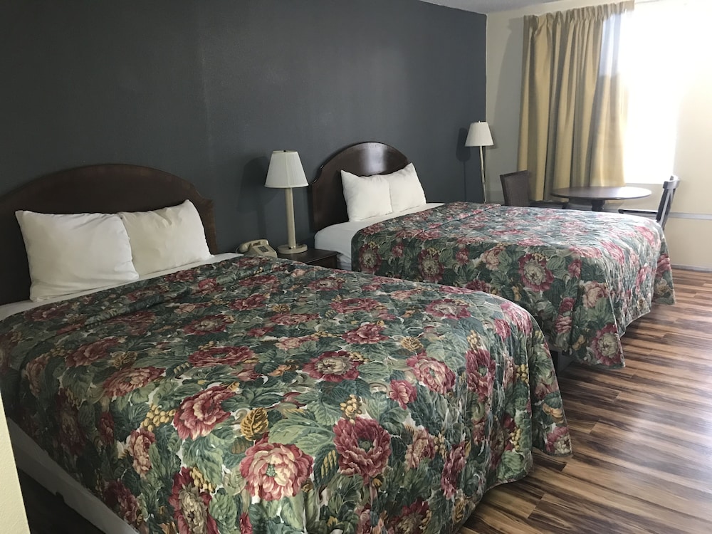 Knights Inn Lumberton