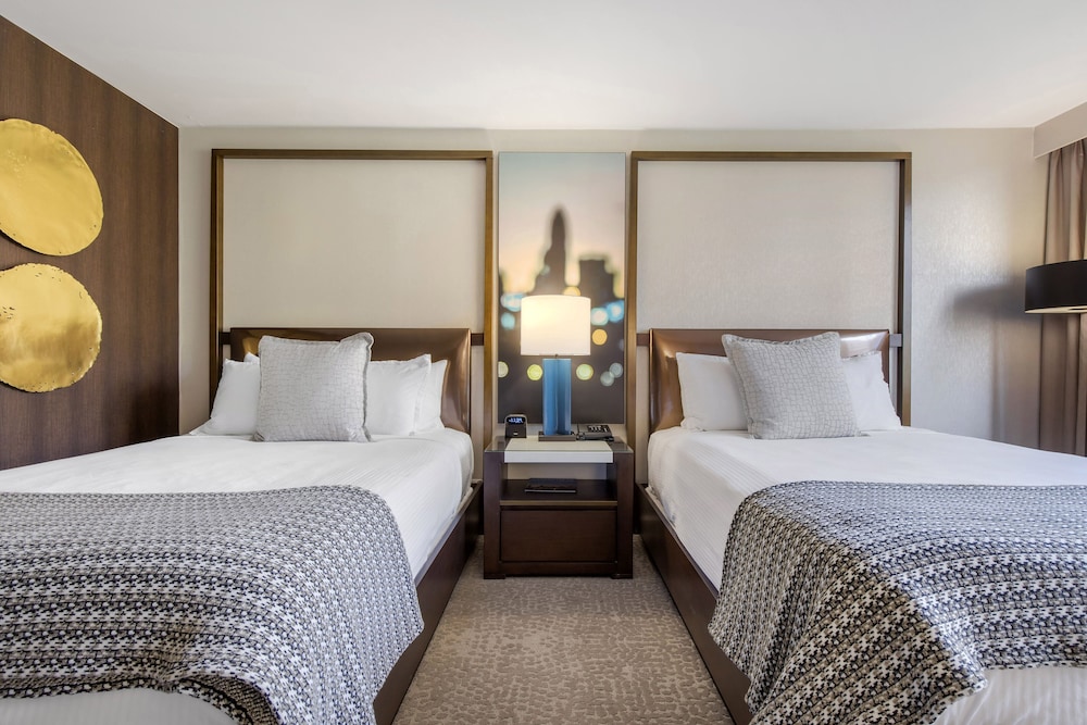 Omni Charlotte Hotel