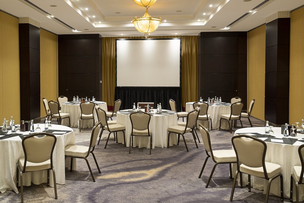 Beach Rotana