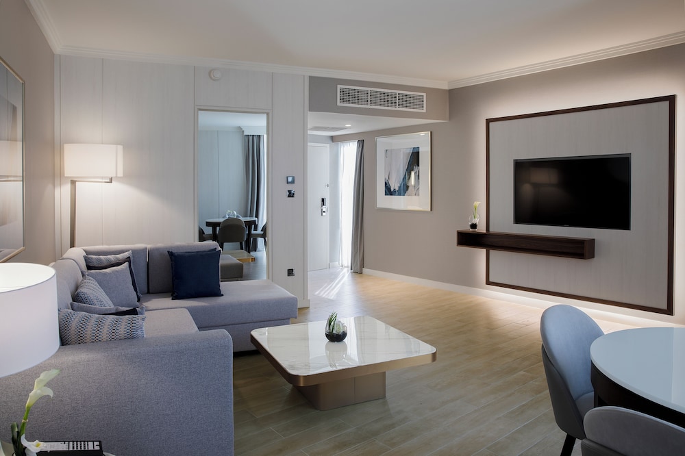 Beach Rotana