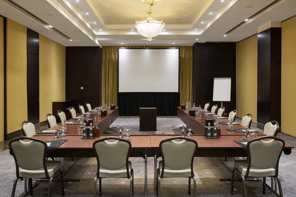 Beach Rotana