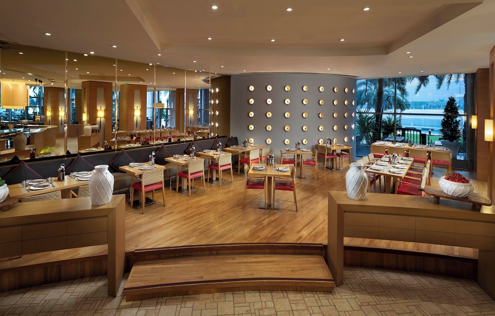 Beach Rotana