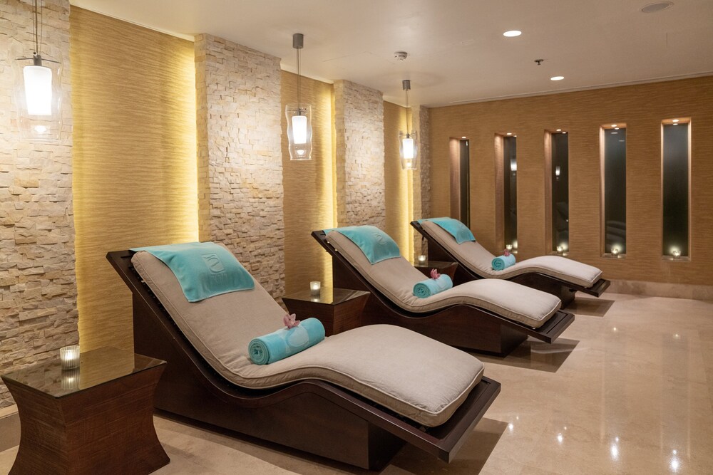 Beach Rotana
