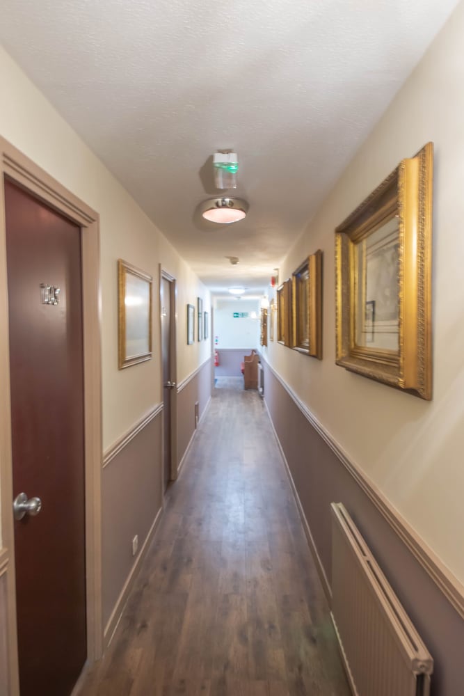 Norfolk Arms Hotel photo 2
