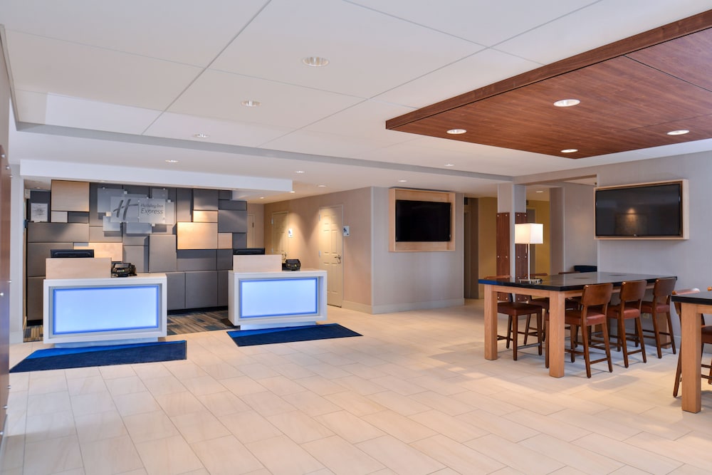 Holiday Inn Express Rochester - University Area by IHG
