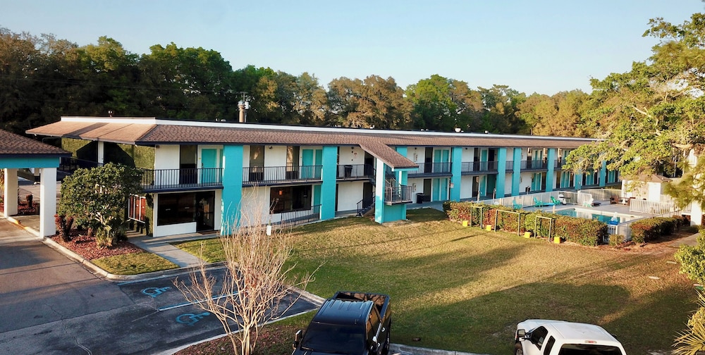 Days Inn by Wyndham Eglin AFB