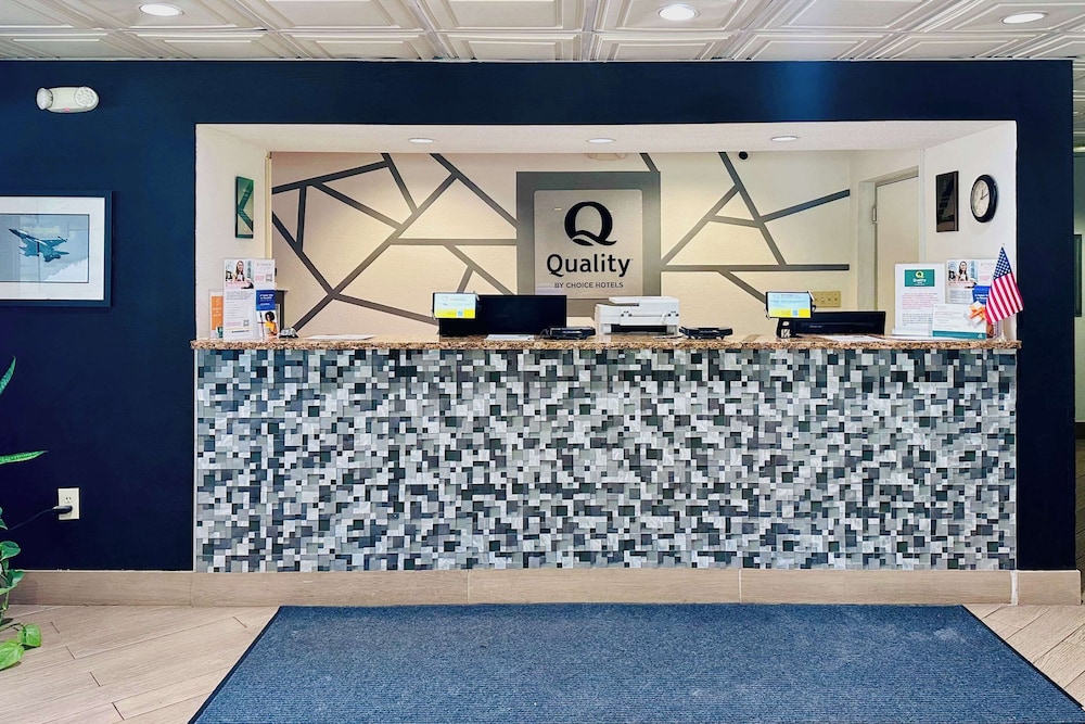 Days Inn by Wyndham Eglin AFB