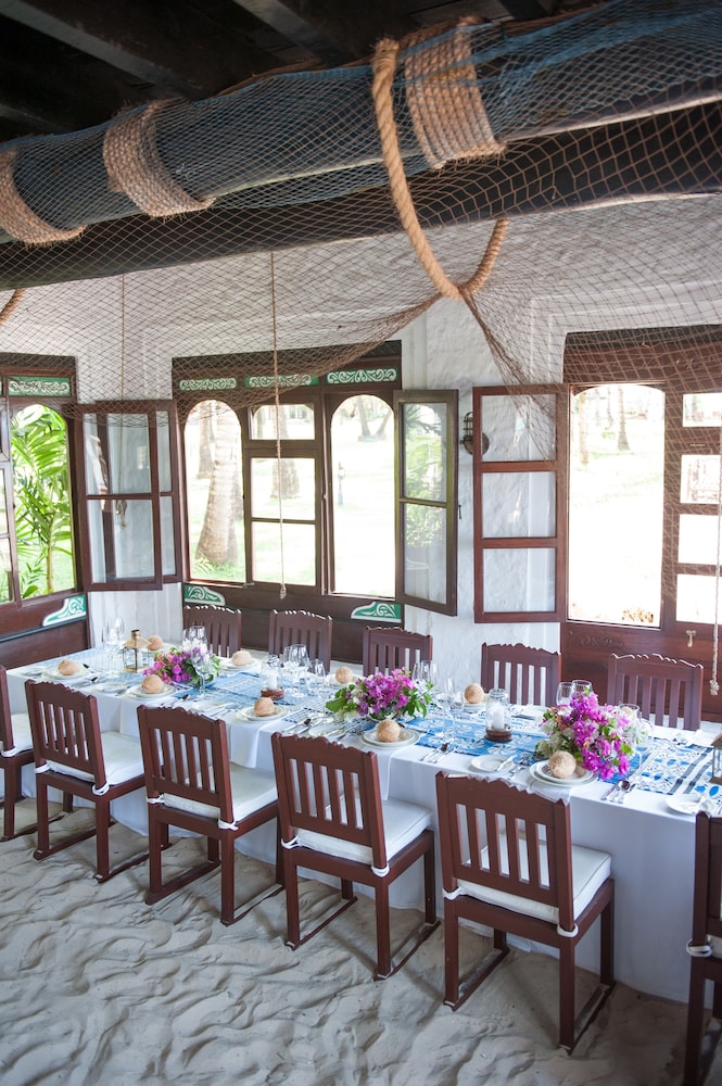 Serena Beach Resort & Spa photo 4
