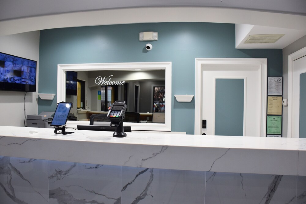 SureStay by Best Western Huntsville University Area