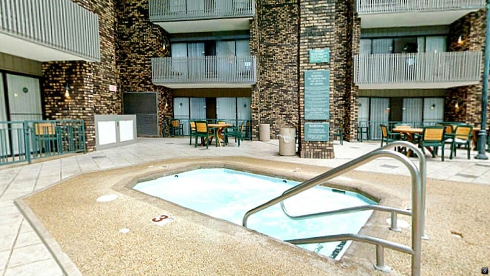 Bismarck Hotel and Conference Center