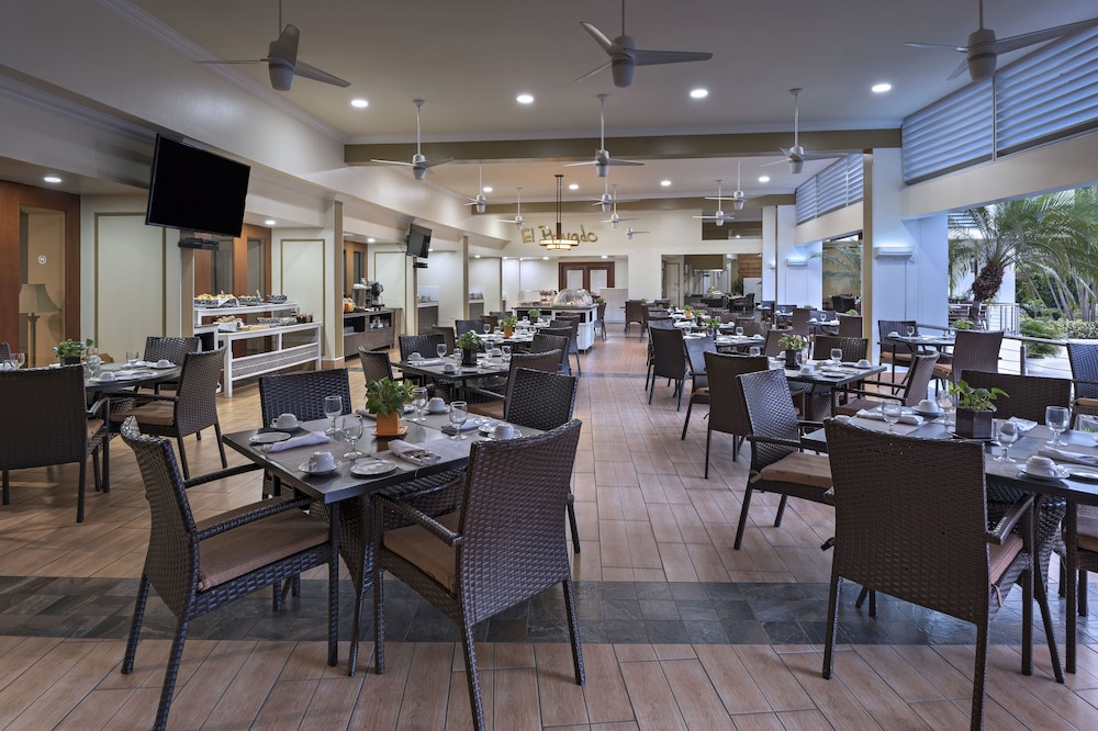Sheraton Presidente San Salvador Hotel