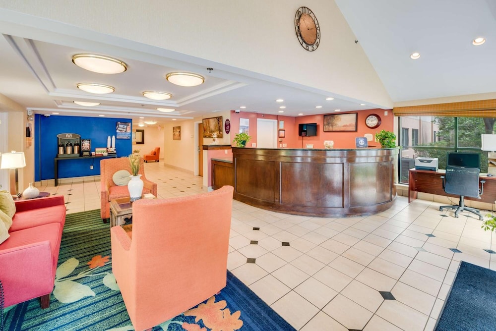 Motel 6 Milford, CT
