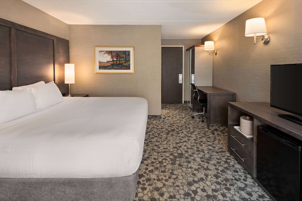 Ramada Plaza by Wyndham Portland