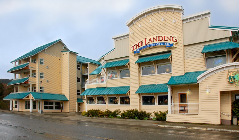 The Landing Hotel & Restaurant