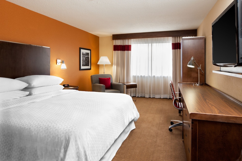 Four Points by Sheraton Edmundston Hotel & Conference Center
