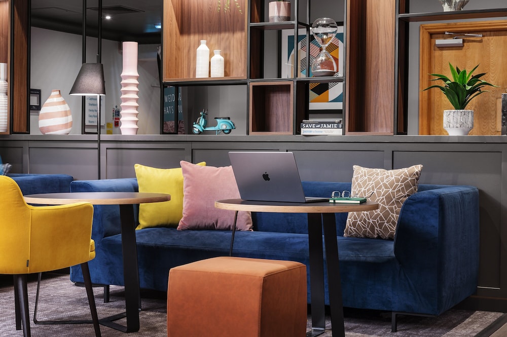 Holiday Inn Leeds Wakefield M1 Jct.40 by IHG
