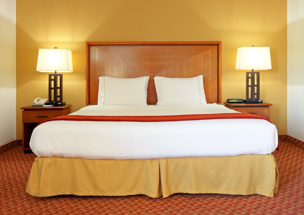Holiday Inn Express Branson-Green Mountain Drive by IHG