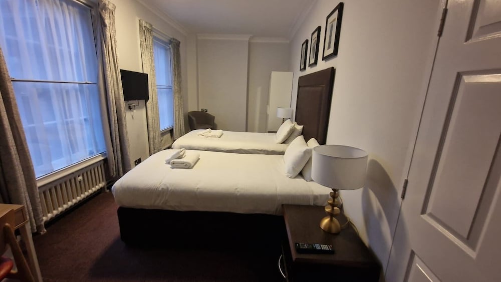 Carlisle, Sure Hotel Collection by Best Western
