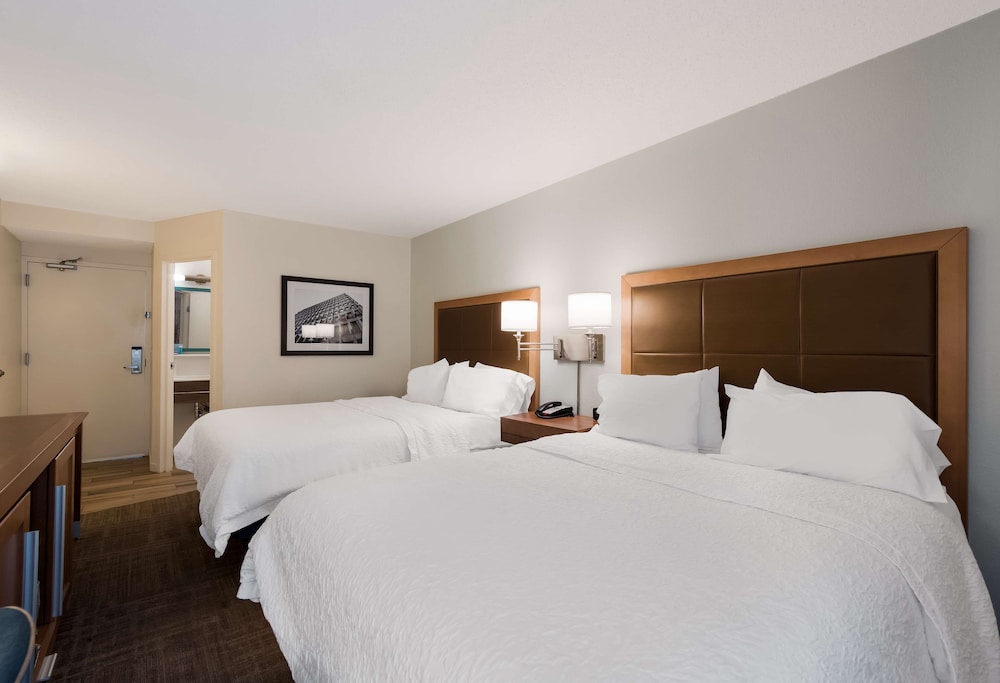 Hampton Inn Columbia-I-26 Airport