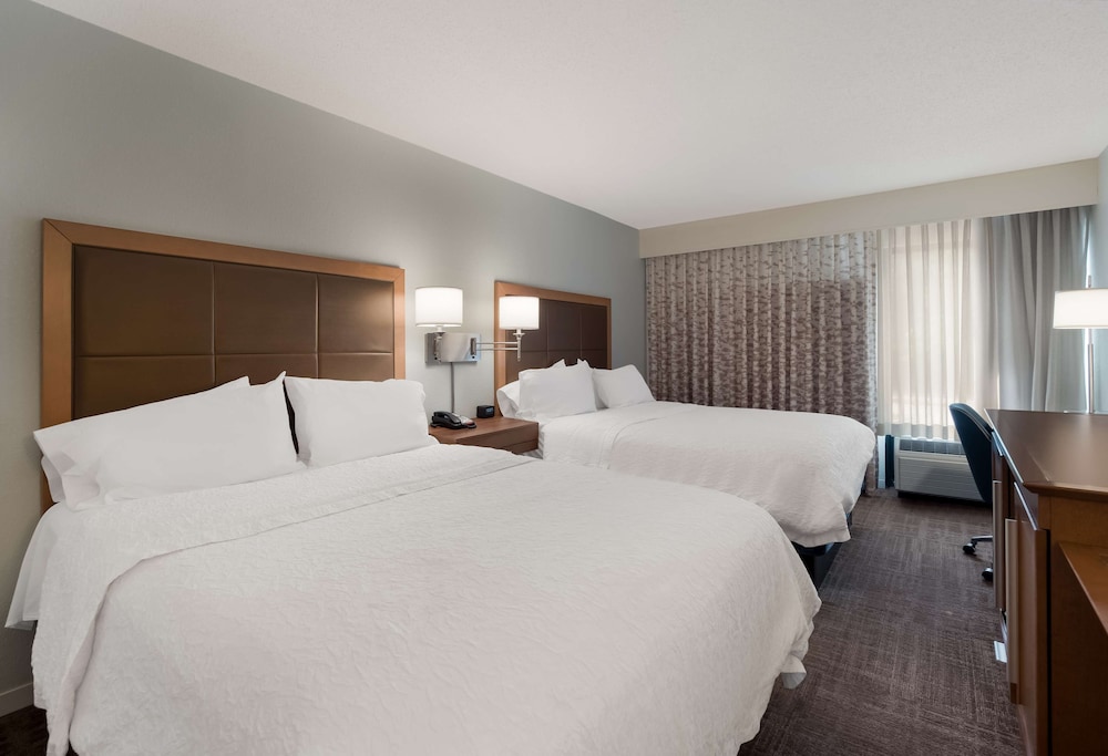Hampton Inn Columbia-I-26 Airport