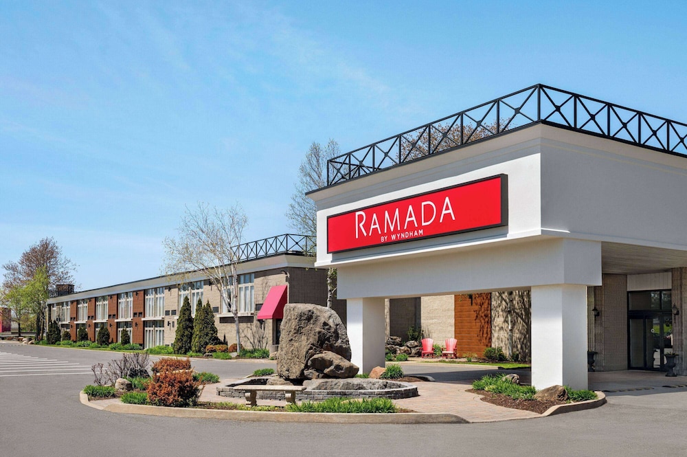 Ramada Cornwall