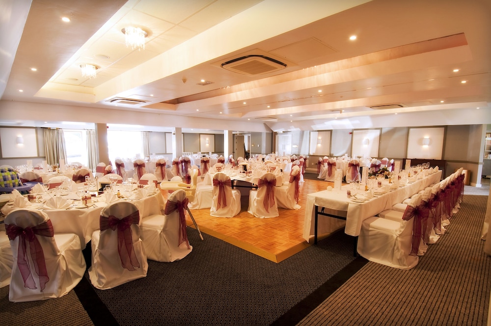 Buchanan Arms Hotel & Leisure, Sure Hotel Collection