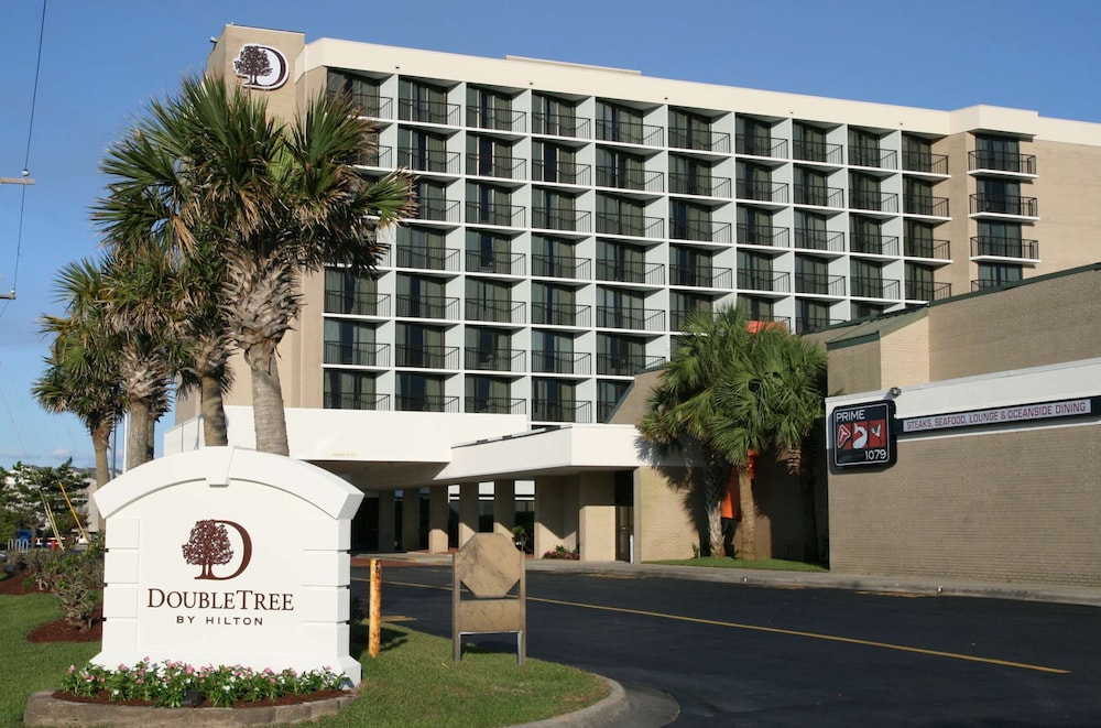 DoubleTree By Hilton Atlantic Beach Oceanfront photo 2