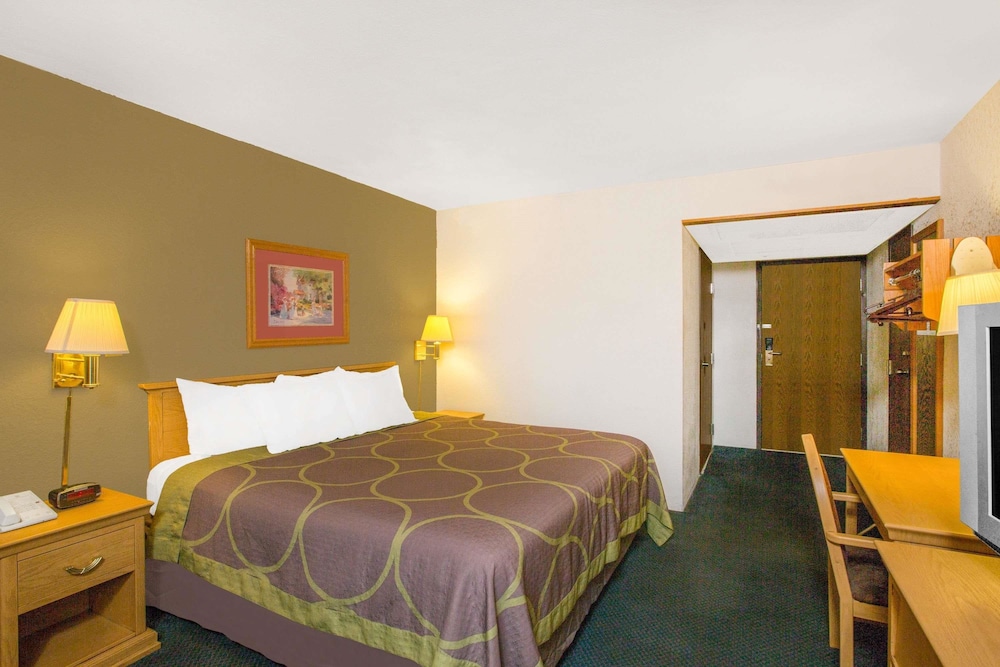 Super 8 by Wyndham Blytheville