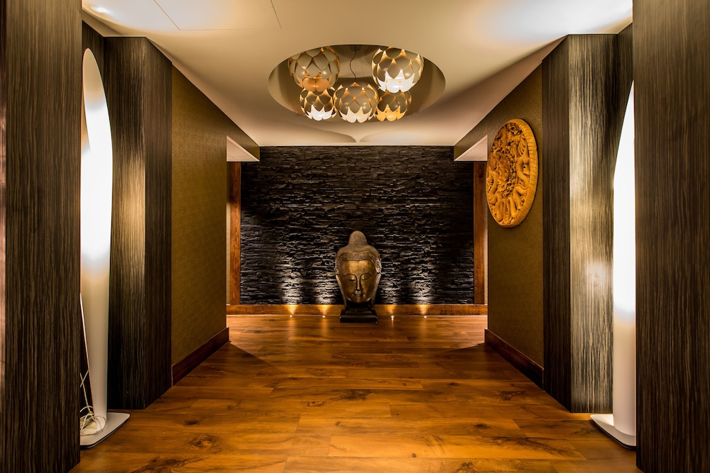 Holiday Inn London - Kensington High St. by IHG — photo 5