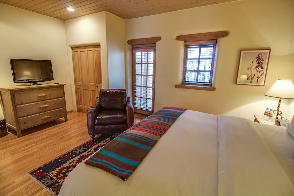 Inn on the Alameda