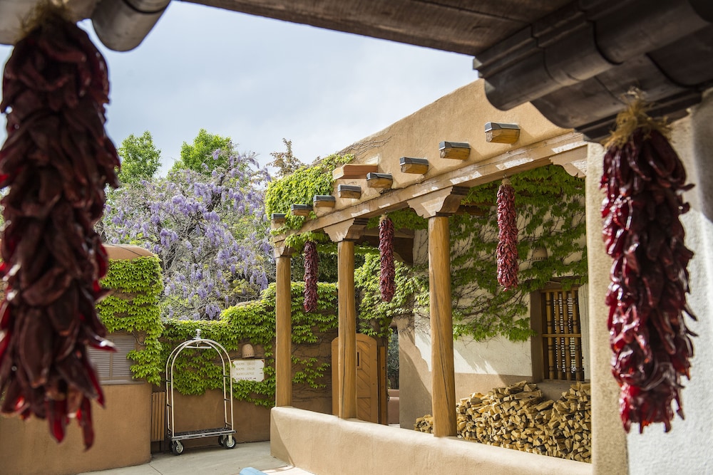 Inn on the Alameda