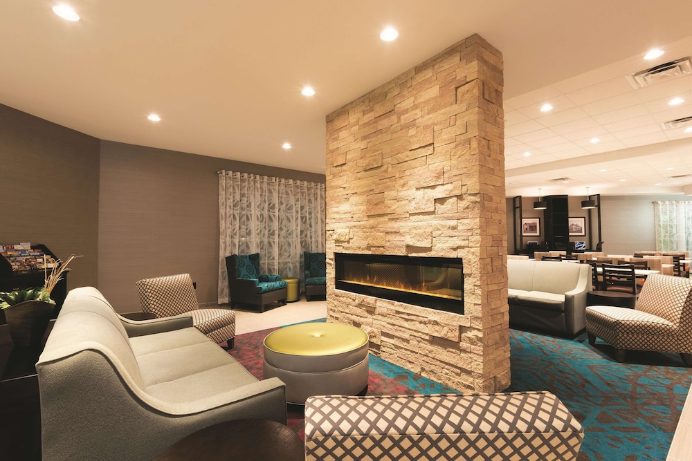 La Quinta Inn & Suites by Wyndham Lynchburg at Liberty Univ.