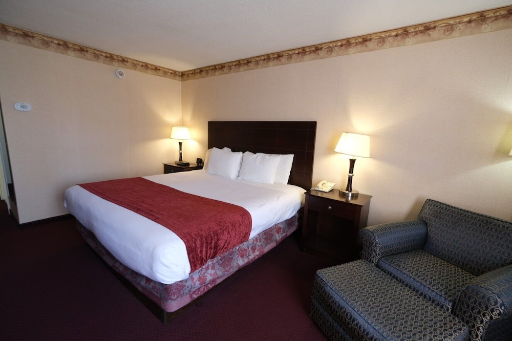 Fireside Inn & Suites Portland