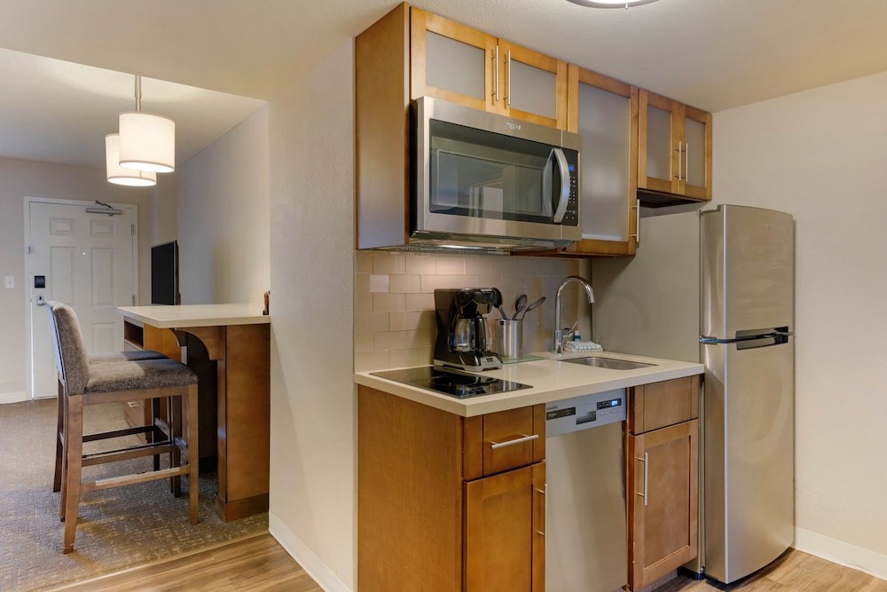StayBridge Suites Orlando Royale Parc Suites photo 5