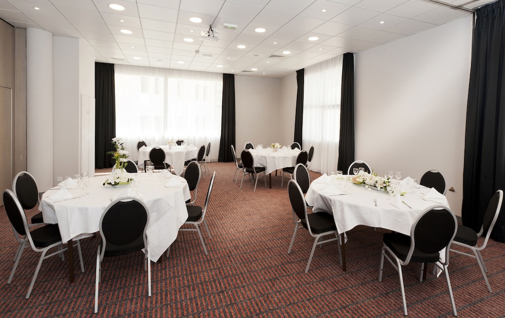 Holiday Inn Toulon City Centre By IHG