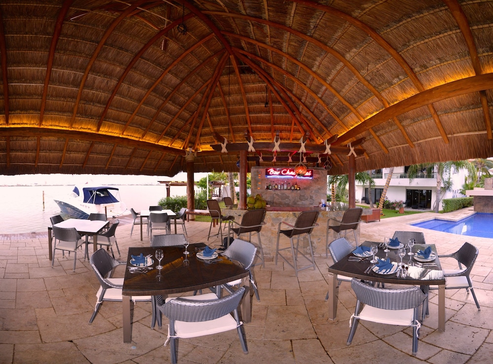 Sina Suites Cancún - Adults Only