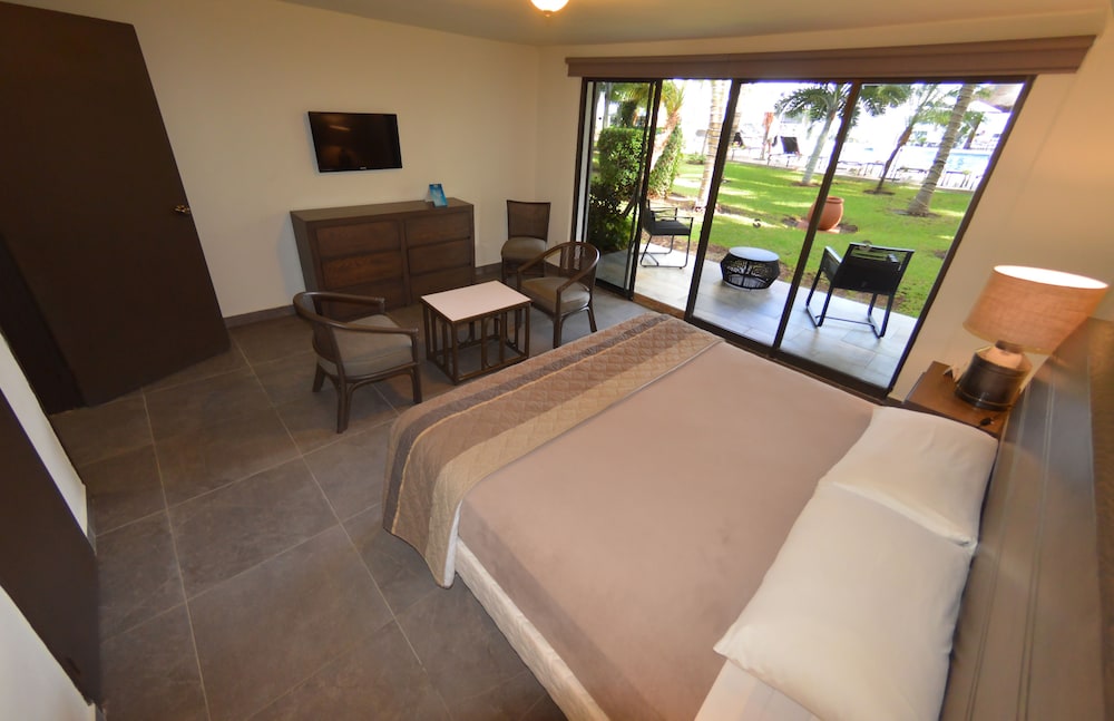 Sina Suites Cancún - Adults Only photo 5