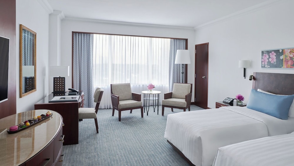 The Peninsula Manila photo 3