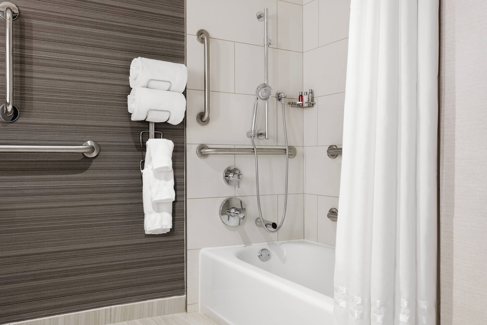 Newark Liberty International Airport Marriott
