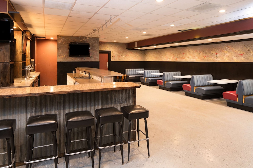 Red Lion Hotel & Conference Center Ellensburg