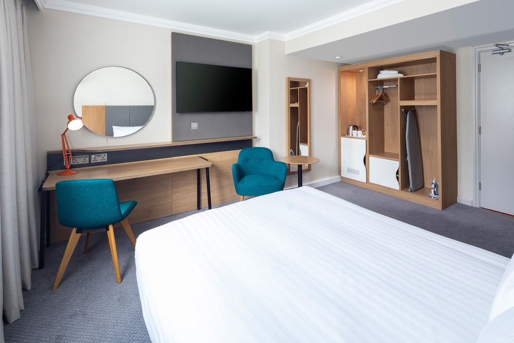 Holiday Inn High Wycombe M40 Jct.4 photo 4