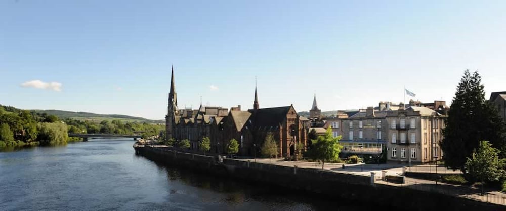 The Royal George Hotel