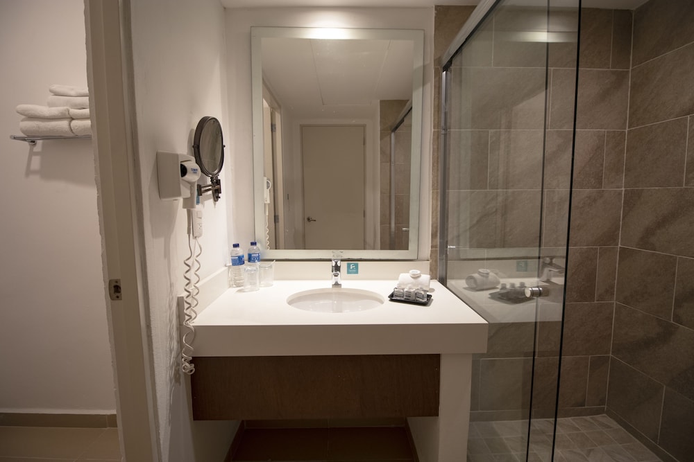Oceano Palace Beach Resort photo 4