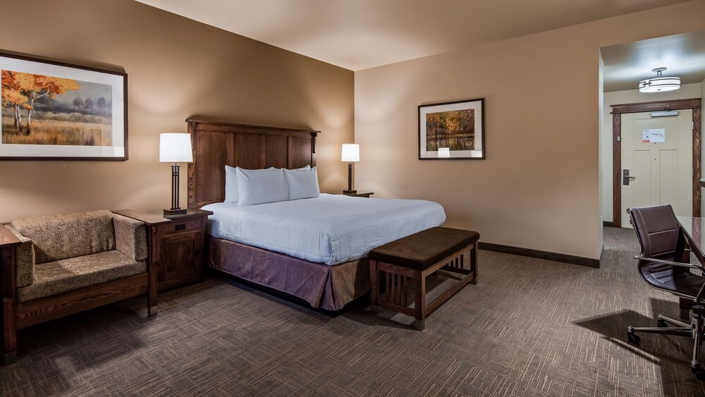 Best Western Plus High Country Inn