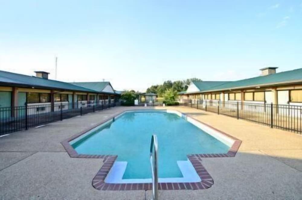 Americas Best Value Inn and Suites Aberdeen