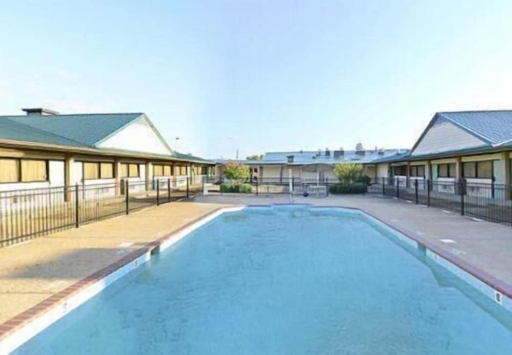 Americas Best Value Inn and Suites Aberdeen
