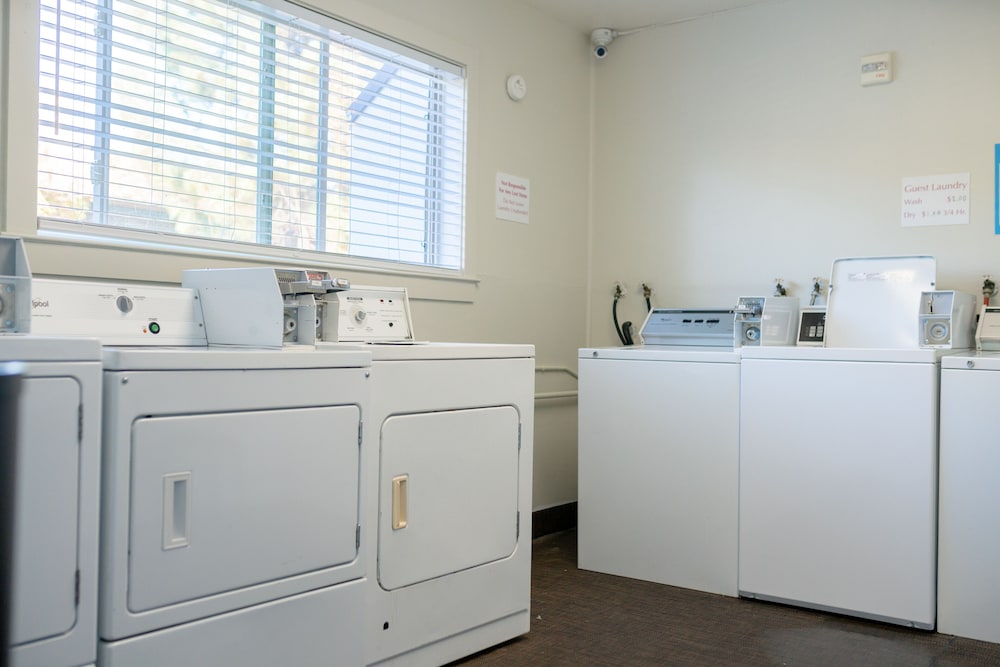 Marin Suites Hotel