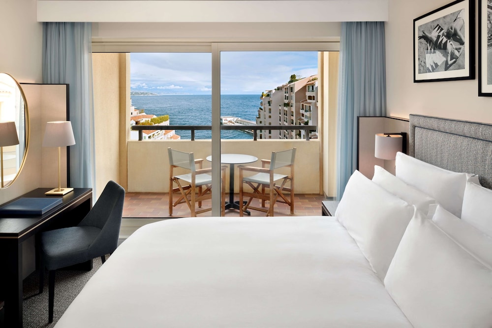 Columbus Hotel Monte-Carlo, Curio Collection by Hilton photo 2