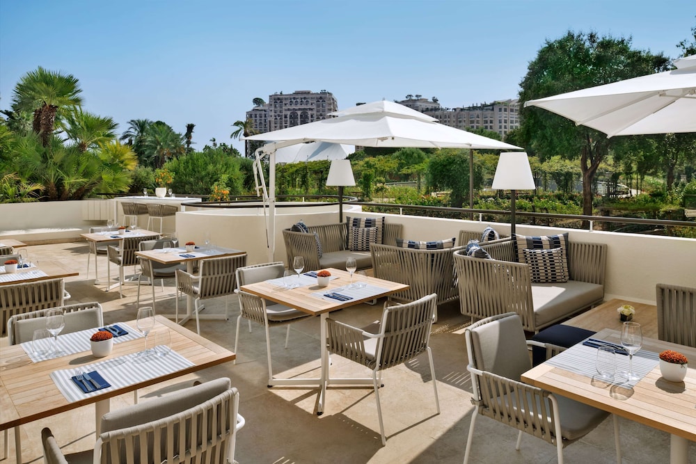 Columbus Hotel Monte-Carlo, Curio Collection by Hilton